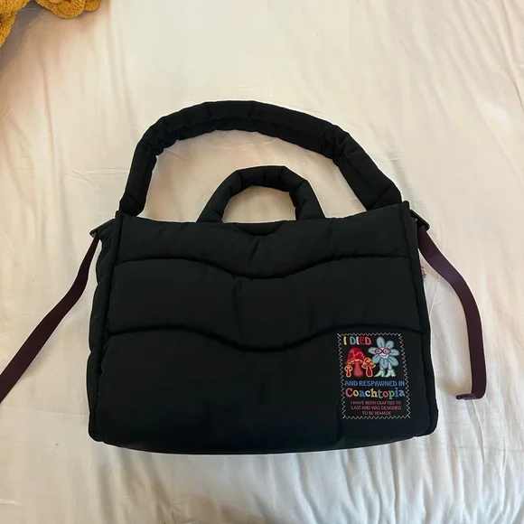 Coachtopia Loop Wavy Tote - Picture 12 of 13